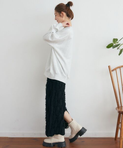 RETRO GIRL(レトロガール)の「ステッチ刺繍トレーナー(スウェット・レディース・レッド/ダークブルー/ホワイト系その他・FREE)」の8枚目の写真