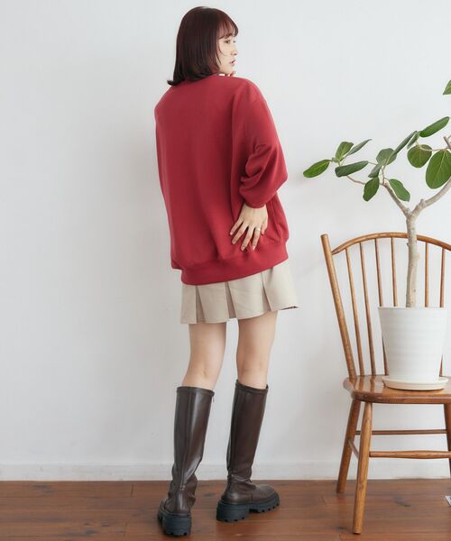 RETRO GIRL(レトロガール)の「ステッチ刺繍トレーナー(スウェット・レディース・レッド/ダークブルー/ホワイト系その他・FREE)」の17枚目の写真