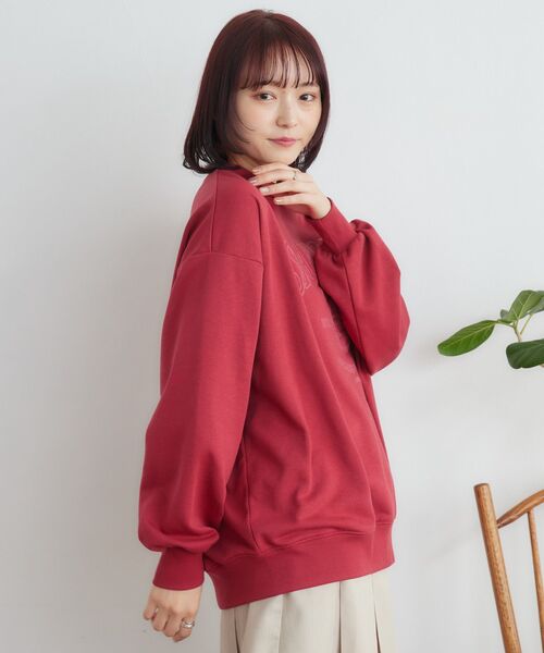 RETRO GIRL(レトロガール)の「ステッチ刺繍トレーナー(スウェット・レディース・レッド/ダークブルー/ホワイト系その他・FREE)」の19枚目の写真