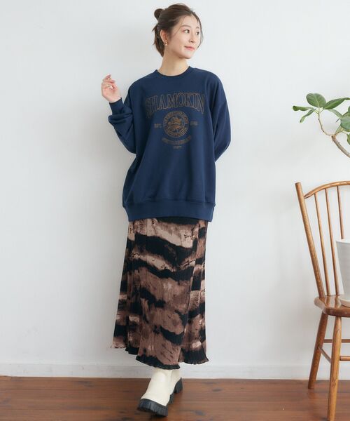 RETRO GIRL(レトロガール)の「ステッチ刺繍トレーナー(スウェット・レディース・レッド/ダークブルー/ホワイト系その他・FREE)」の22枚目の写真