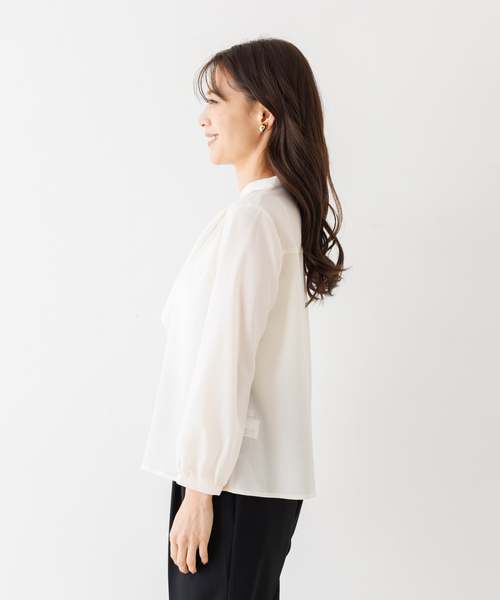 abahouse mavie(アバハウスマヴィ)の「ジョーゼットフリルブラウス/セミオケ(シャツ/ブラウス・レディース・ダークネイビー/オフホワイト/ホワイト・フリー)」の13枚目の写真