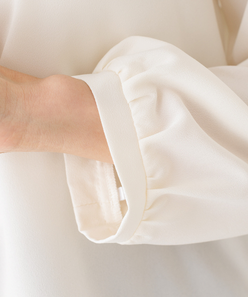 abahouse mavie(アバハウスマヴィ)の「ジョーゼットフリルブラウス/セミオケ(シャツ/ブラウス・レディース・ダークネイビー/オフホワイト/ホワイト・フリー)」の17枚目の写真