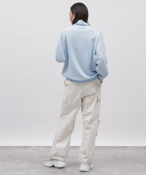 LAKOLE(ラコレ)の「ロゴハーフジッププルオーバー / 106409(スウェット・レディース・ライトブルー/オートミール/グレー/ネイビー・SMALL/MEDIUM)」の15枚目の写真