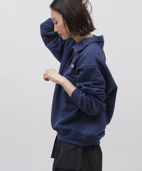 LAKOLE(ラコレ)の「ロゴハーフジッププルオーバー / 106409(スウェット・レディース・ライトブルー/オートミール/グレー/ネイビー・SMALL/MEDIUM)」の20枚目の写真