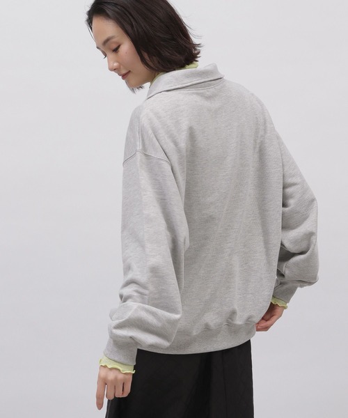 LAKOLE(ラコレ)の「ロゴハーフジッププルオーバー / 106409(スウェット・レディース・ライトブルー/オートミール/グレー/ネイビー・SMALL/MEDIUM)」の8枚目の写真