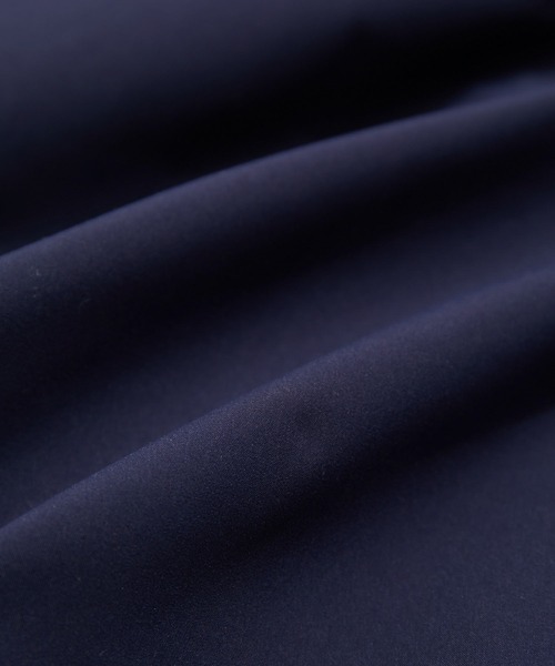 VIS（ビス）の「【洗える】ロゴモチーフ付きペプラムシャツ（シャツ/ブラウス・レディース・ネイビー/イエロー/オフホワイト/サックスブルー・FREE）」の5枚目の写真