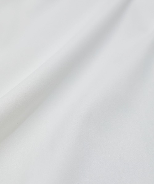 VIS（ビス）の「【洗える】ロゴモチーフ付きペプラムシャツ（シャツ/ブラウス・レディース・ネイビー/イエロー/オフホワイト/サックスブルー・FREE）」の6枚目の写真