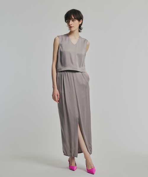 NOISE MAKER(ノイズメーカー)の「ベンベルグサテンVネックプルオーバー【Made in Japan】(Tシャツ/カットソー・レディース・ブラック/グレー/ピンク・FREE)」の10枚目の写真