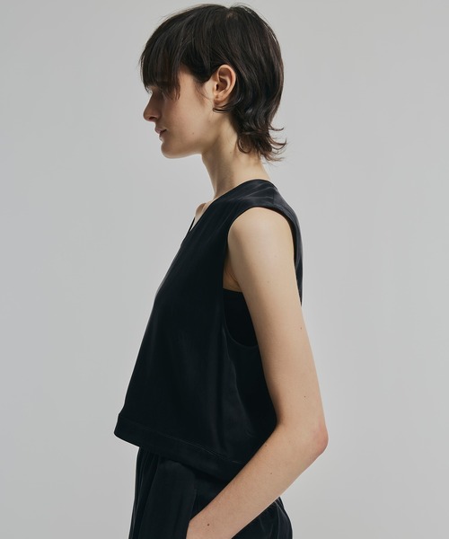 NOISE MAKER(ノイズメーカー)の「ベンベルグサテンVネックプルオーバー【Made in Japan】(Tシャツ/カットソー・レディース・ブラック/グレー/ピンク・FREE)」の7枚目の写真