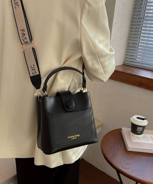 【国内買付】C.E MESH SMALL BAG ショルダーバッグ ロゴ 楽天市場】【最大54倍 7/25限定】 ノベルティ付 CIE ショルダー