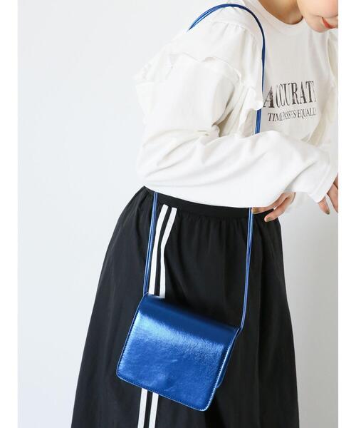 ehka sopo(エヘカソポ)の「メタリックミニショルダーバッグ(ハンドバッグ・レディース・ブラック/ブルー/シルバー・F)」の13枚目の写真