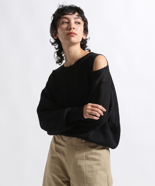 STERNBERG(スタンバーグ)の「STERNBERG/ショルダースリットニットプルオーバー/987681(ニット/セーター・レディース・ブラック/モカ・MEDIUM/LARGE)」の13枚目の写真