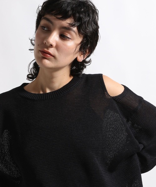 STERNBERG(スタンバーグ)の「STERNBERG/ショルダースリットニットプルオーバー/987681(ニット/セーター・レディース・ブラック/モカ・MEDIUM/LARGE)」の14枚目の写真