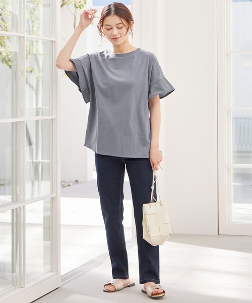 Viola e Viola(ヴィオラエヴィオラ)の「さらひやりコットン 袖異素材ゆるトップス(Tシャツ/カットソー・レディース・グレイッシュブルー/ブラック/ミント/ホワイト/モカ/オレンジ・5L/4L/L/M/3L/LL)」の11枚目の写真