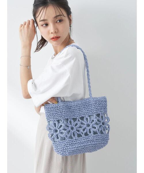 earth music&ecology（アースミュージックアンドエコロジー）の「フラワーペーパートート（トートバッグ・レディース・イエロー/ナチュラル/サックスブルー・FREE）」の6枚目の写真