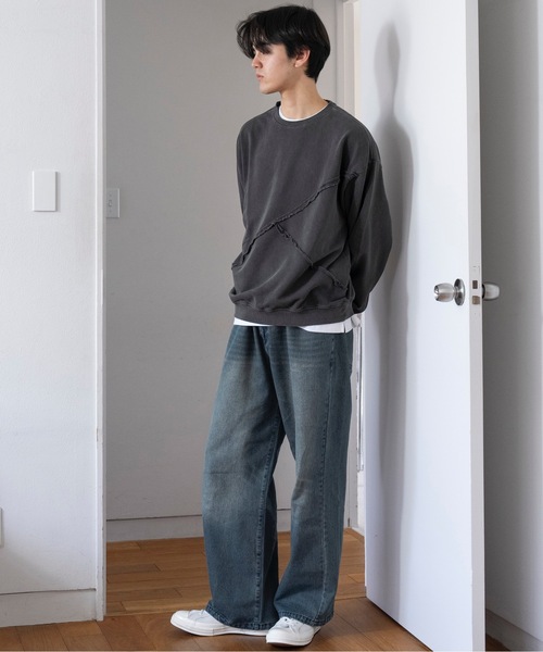 COLIN(コリン)の「COLIN:SWITCHING PANEL CUT OFF PIGMENTDYED C/N SWEAT / 切り替えピグメント クルーネック スウェット(スウェット・メンズ・チャコールグレー/ブラック・M/L)」の5枚目の写真