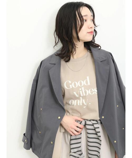 Samansa Mos2 blue（サマンサモスモスブルー）の「【抗菌防臭】ロゴロンT（Tシャツ/カットソー・レディース・オフホワイト/チャコールグレー/ライトベージュ・F）」の4枚目の写真