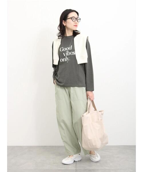 Samansa Mos2 blue（サマンサモスモスブルー）の「【抗菌防臭】ロゴロンT（Tシャツ/カットソー・レディース・オフホワイト/チャコールグレー/ライトベージュ・F）」の11枚目の写真