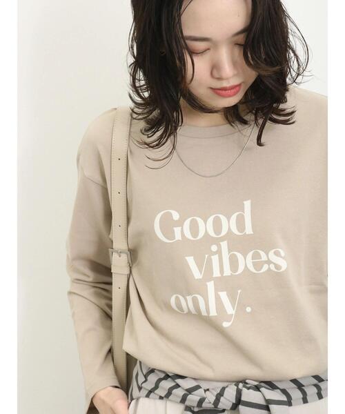 Samansa Mos2 blue（サマンサモスモスブルー）の「【抗菌防臭】ロゴロンT（Tシャツ/カットソー・レディース・オフホワイト/チャコールグレー/ライトベージュ・F）」の18枚目の写真