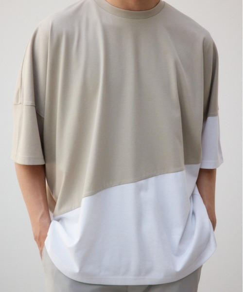 AZUL by moussy(アズールバイマウジー)の「スイッチングバイカラートップス(Tシャツ/カットソー・メンズ・ブラック系その他2/ベージュ系その他/ブラック系その他・FREE)」の1枚目の写真