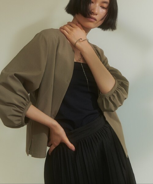GALLEST（ギャレスト）の「◆【洗える】シャツジャケット（ノーカラージャケット・レディース・カーキ/ライトオレンジ系・38）」の2枚目の写真