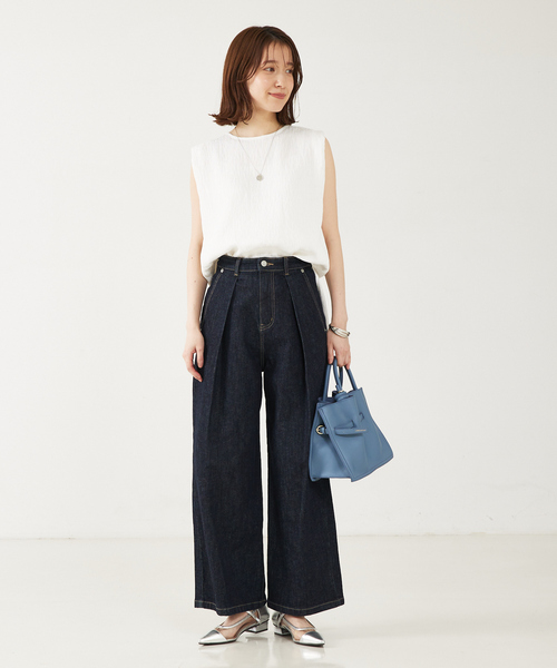 abahouse mavie（アバハウスマヴィ）の「【セットアップ対応/ノースリーブ】楊柳バックジップノースリプルオーバー（シャツ/ブラウス・レディース・グリーン/ホワイト/ブラック・フリー）」の6枚目の写真