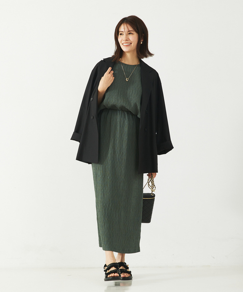 abahouse mavie（アバハウスマヴィ）の「【セットアップ対応/ノースリーブ】楊柳バックジップノースリプルオーバー（シャツ/ブラウス・レディース・グリーン/ホワイト/ブラック・フリー）」の14枚目の写真