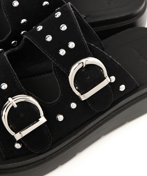 niko and...（ニコアンド）の「オリジナルスタッズ付きサンダル（サンダル・レディース・ベージュ/ブラック・MEDIUM/LARGE）」の17枚目の写真