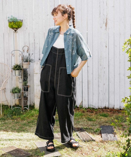 niko and...（ニコアンド）の「オリジナルスタッズ付きサンダル（サンダル・レディース・ベージュ/ブラック・MEDIUM/LARGE）」の3枚目の写真