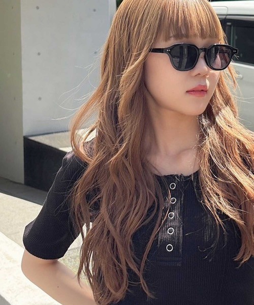 ENVYM（アンビー）の「カラーレンズサングラス（サングラス・レディース・ブルー/ブラック・FREE）」の2枚目の写真