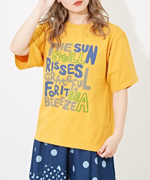 CUBE SUGAR(キューブシュガー)の「ロゴプリントTシャツ(Tシャツ/カットソー・レディース・オレンジ/スミクロ/マルチ/オートミール・M)」の4枚目の写真