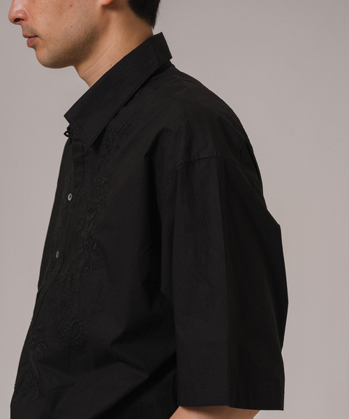 EDIFICE（エディフィス）の「india made ポプリン スキッパーシャツ（シャツ/ブラウス・メンズ・ホワイト/ブラック/サックスブルー・LARGE/MEDIUM）」の9枚目の写真