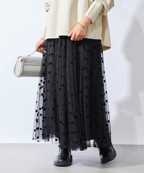 un dix cors(アンディコール)の「《コーデの主役に!》フロッキードットリバーシブルスカート(スカート・レディース・ブラック/アイボリー・FREE)」の13枚目の写真
