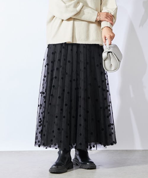 un dix cors(アンディコール)の「《コーデの主役に!》フロッキードットリバーシブルスカート(スカート・レディース・ブラック/アイボリー・FREE)」の14枚目の写真