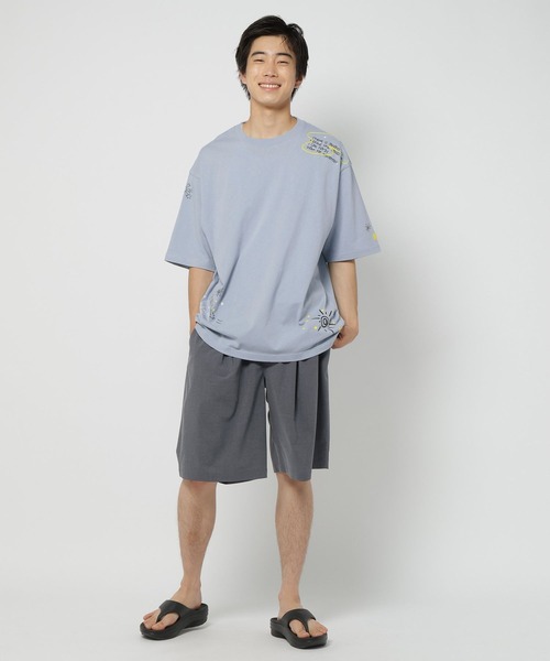 niko and...(ニコアンド)の「ランダムラクガキプリントTシャツ(Tシャツ/カットソー・メンズ・オフホワイト/ブラック/ブルー・MEDIUM/LARGE)」の15枚目の写真