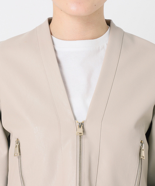 Spick & Span（スピックアンドスパン）の「フェイクレザージップブルゾン（ライダースジャケット・レディース・ブラウン/ベージュ・FREE）」の22枚目の写真