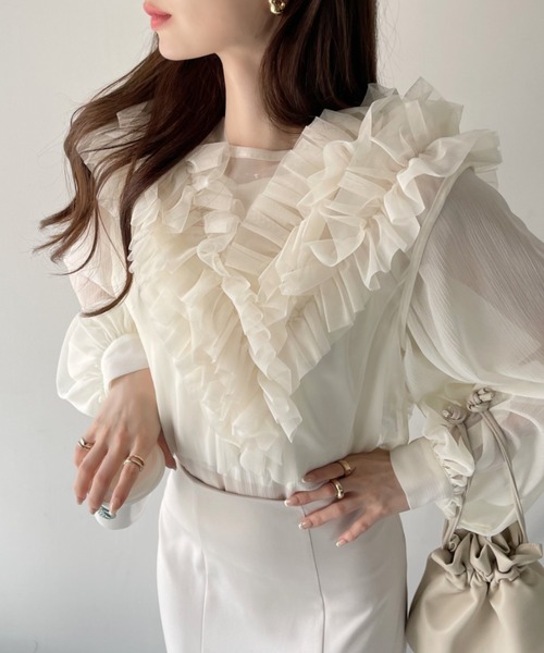 Eclat one（エクラワン）の「シアー フリル クロップド ベスト（ベスト・レディース・アイボリー/ブラック/グレー/グレイッシュベージュ・FREE）」の14枚目の写真