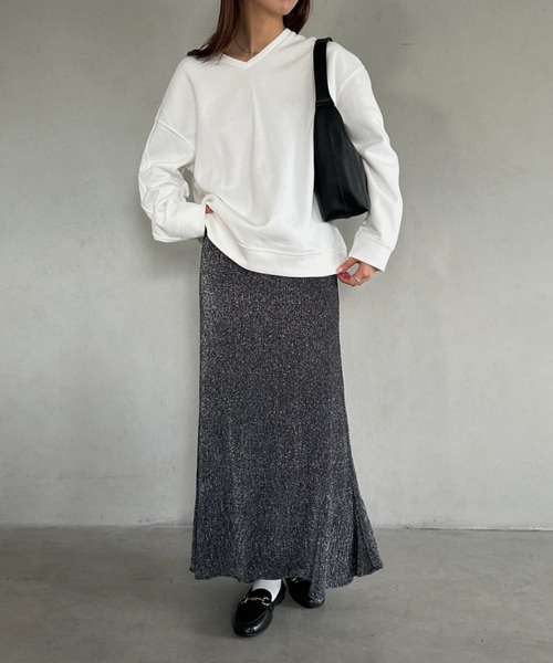 MYMOOD.（マイムード）の「Vネックビッグシルエットプルオーバー（スウェット・レディース・グレー/ホワイト/イエロー・FREE）」の8枚目の写真