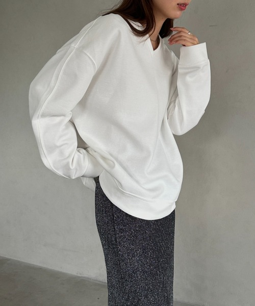 MYMOOD.（マイムード）の「Vネックビッグシルエットプルオーバー（スウェット・レディース・グレー/ホワイト/イエロー・FREE）」の6枚目の写真