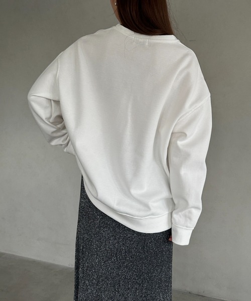 MYMOOD.（マイムード）の「Vネックビッグシルエットプルオーバー（スウェット・レディース・グレー/ホワイト/イエロー・FREE）」の7枚目の写真