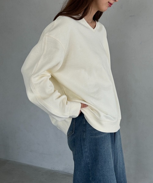 MYMOOD.（マイムード）の「Vネックビッグシルエットプルオーバー（スウェット・レディース・グレー/ホワイト/イエロー・FREE）」の21枚目の写真