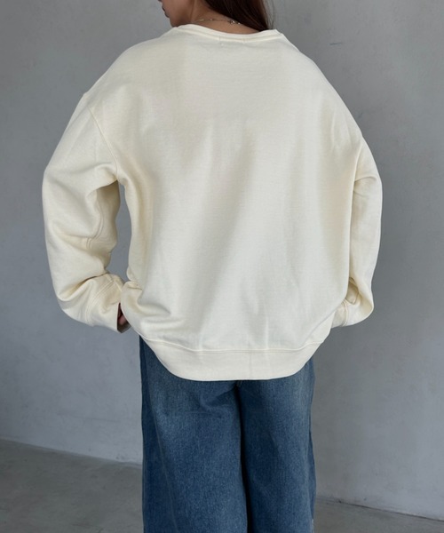 MYMOOD.（マイムード）の「Vネックビッグシルエットプルオーバー（スウェット・レディース・グレー/ホワイト/イエロー・FREE）」の22枚目の写真