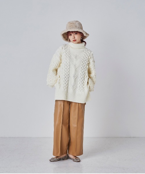 RUBY AND YOU（ルビーアンドユー）の「センタープリーツサロペット（サロペット/オーバーオール・レディース・ベージュ・FREE）」の8枚目の写真