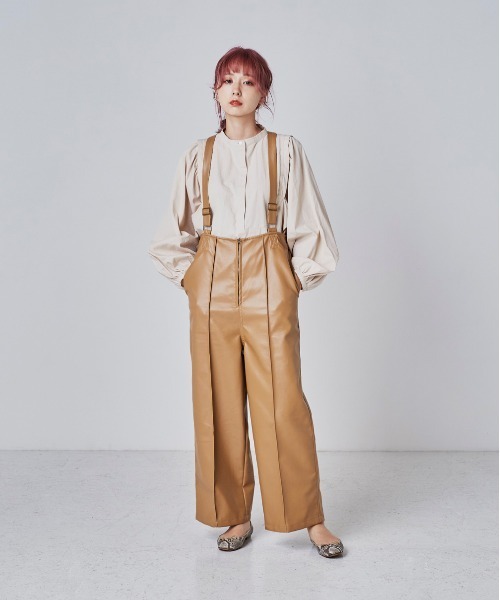 RUBY AND YOU（ルビーアンドユー）の「センタープリーツサロペット（サロペット/オーバーオール・レディース・ベージュ・FREE）」の6枚目の写真