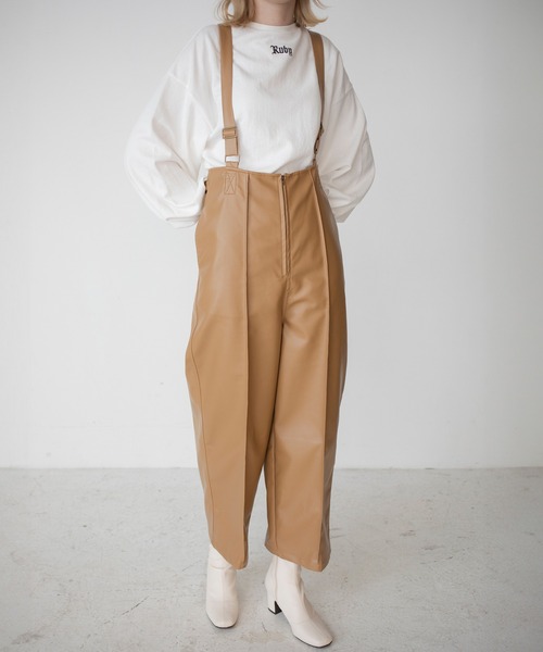 RUBY AND YOU（ルビーアンドユー）の「センタープリーツサロペット（サロペット/オーバーオール・レディース・ベージュ・FREE）」の16枚目の写真