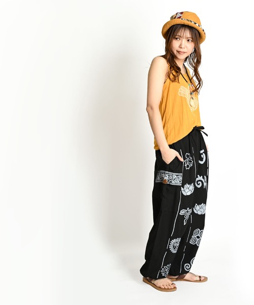MARAI（マーライ）の「エスニックプリント柄 ウエストゴム コットンサルエルパンツ バルーンパンツ（その他パンツ・レディース・ブラック/レッド/カーキ/ライトブラウン・FREE）」の9枚目の写真