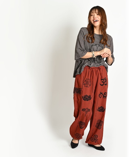 MARAI（マーライ）の「エスニックプリント柄 ウエストゴム コットンサルエルパンツ バルーンパンツ（その他パンツ・レディース・ブラック/レッド/カーキ/ライトブラウン・FREE）」の22枚目の写真