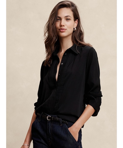 BANANA REPUBLIC FACTORY STORE(バナナリパブリック ファクトリーストア)の「BANANA REPUBLIC FACTORY STORE タキシードフロント ブラウス(シャツ/ブラウス・レディース・ブラック/ホワイト/パープル・XS/S/M/L)」の2枚目の写真