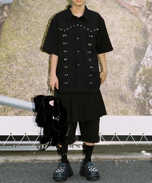 ESC STUDIO(イーエスシースタジオ)の「韓国ブランド ESC STUDIO イーエスシースタジオ skirt layered snap pants スカートレイヤードスナップパンツ レイヤードパンツ カモ柄パンツ カモフラージュ スナップボタンハーフパンツ フルレングスパンツ 2wayパンツ 韓国ファッション 韓国ストリート ストリートファッション(カーゴパンツ・メンズ・グリーン系カモフラージュ/ブラック・M)」の16枚目の写真