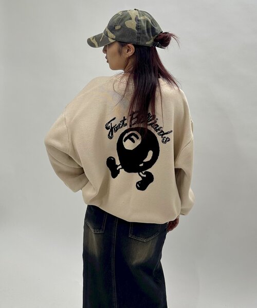 WHO'S WHO gallery（フーズフーギャラリー）の「【3サイズ展開/UNISEX】COOPER FACTビリヤードロゴビッグニット（ニット/セーター・レディース・パープル/ライトグレー/アイボリー/ブラック/チャコールグレー/ブラック系その他・MEDIUM/LARGE/X-LARGE）」の7枚目の写真